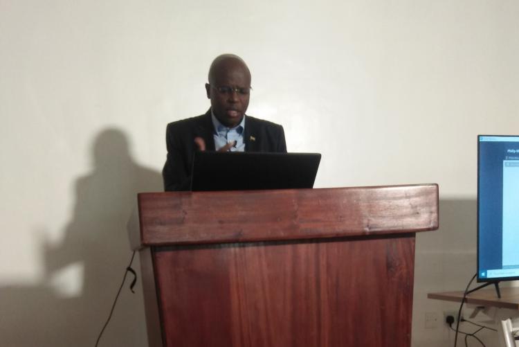 dr. oMBONGI PRESENTING HIS RESEARCH