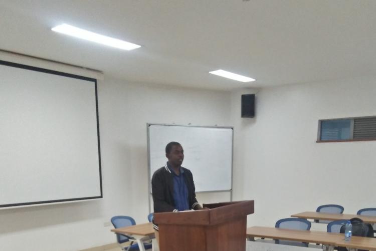 fidelis makali presenting his research project