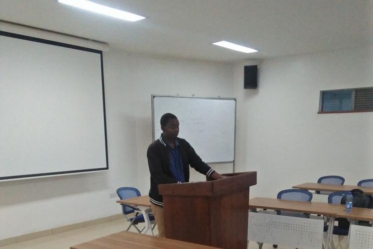 fidelis makali presenting his research project